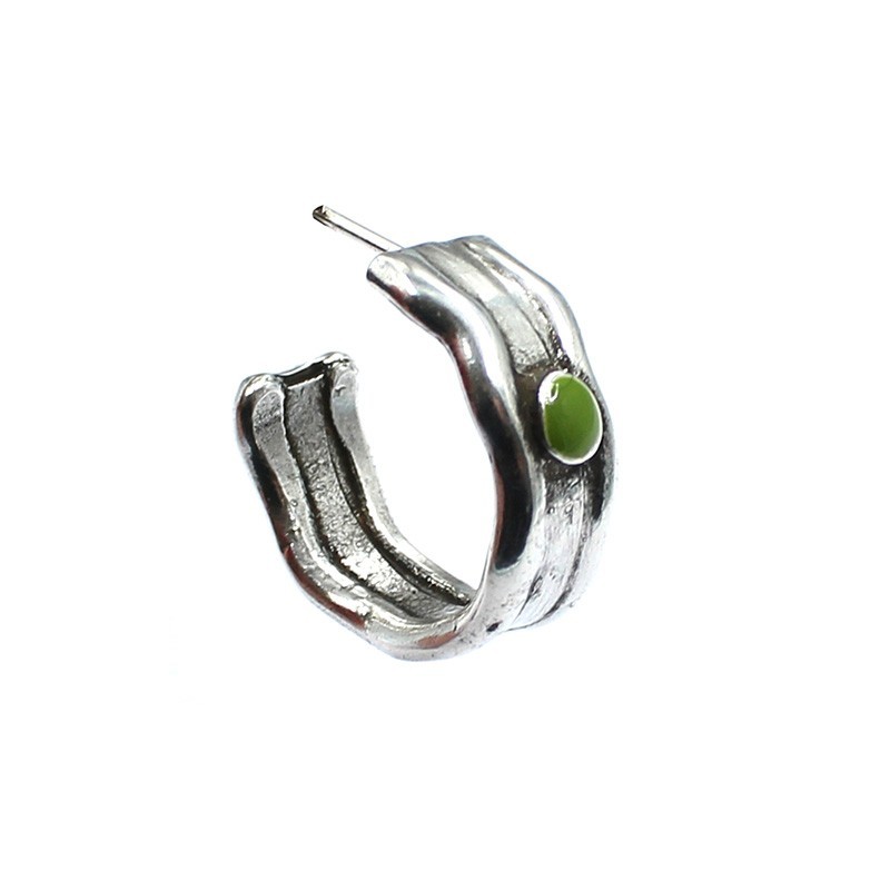 Hoop boucles d'oreilles avec de l'émail
