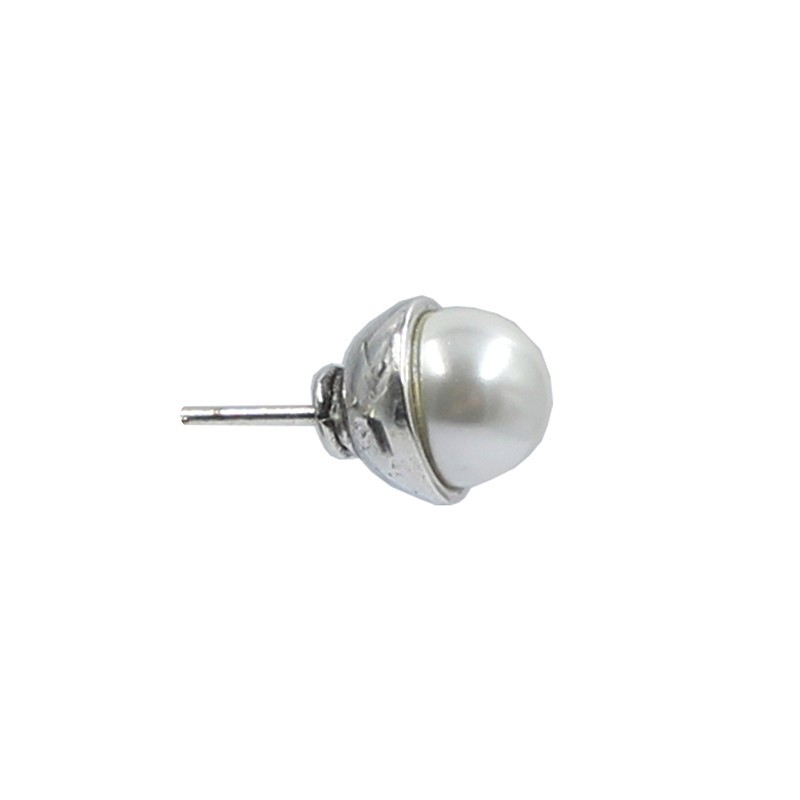 Boucle d'oreille avec perle