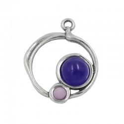 Pendant jewelry with resin