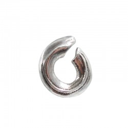 Hoop earrings open
