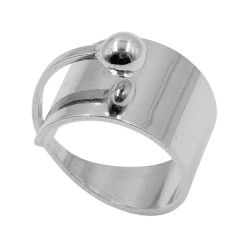 Flat design ring with a ball