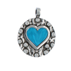 Heart pendant with a crystal