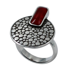 Bague au design original