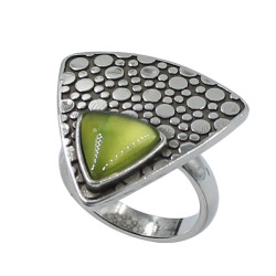 Anillo triángulo color
